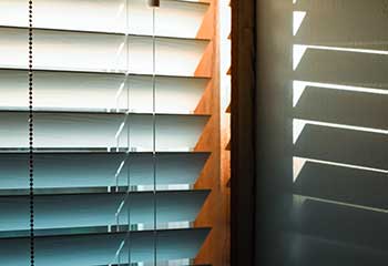 Venetian Blinds - Oak Park